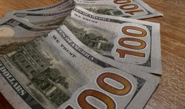 أسعار الدولار ترتفع مع إغلاق بورصات بغداد وأربيل