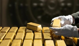 الذهب العالمي يترنح ويهبط 2% مسجلاً أدنى مستوياته منذ خريف 2025